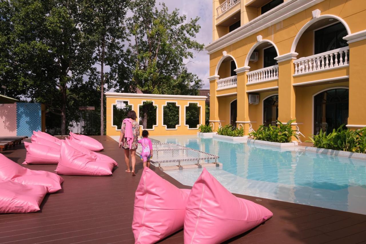 The Pineapple Hotel Krabi town Exterior foto
